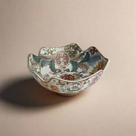 20th Century Chinese Bowl