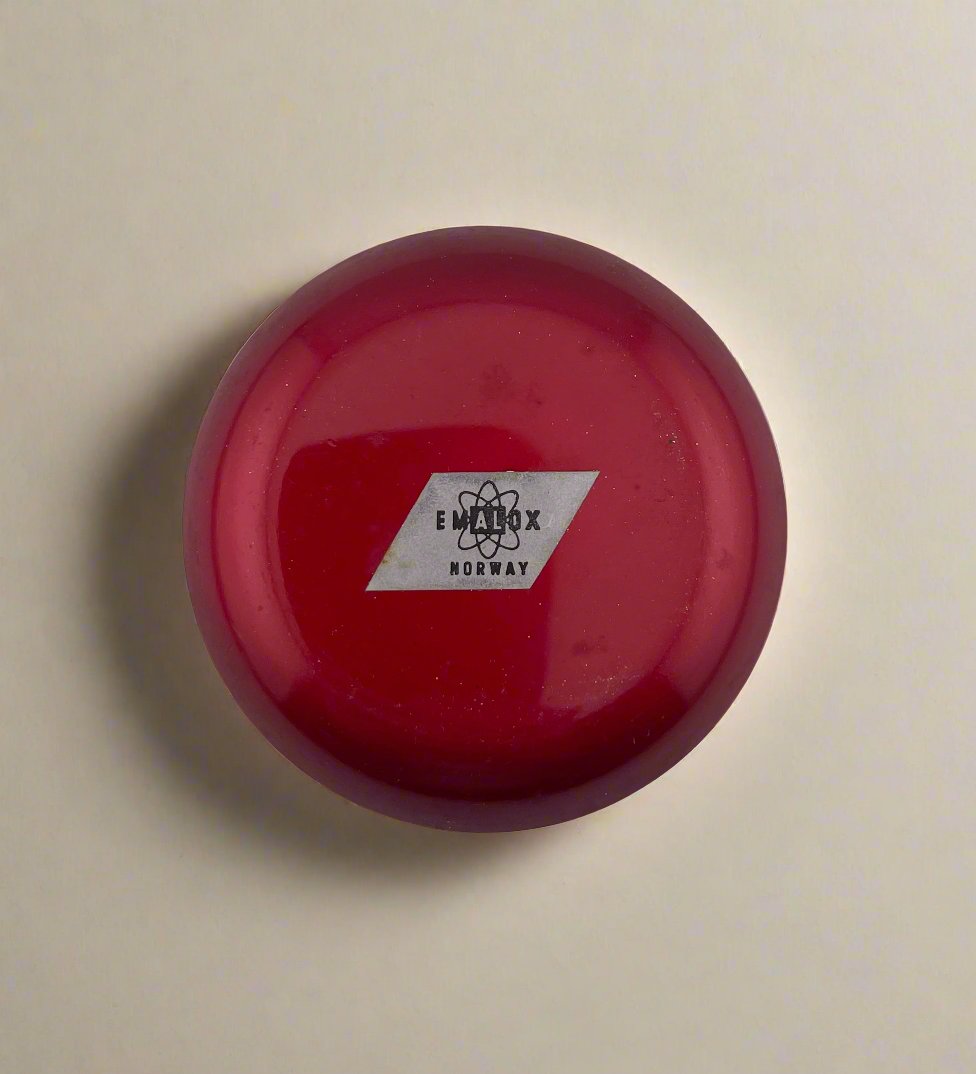 1960’s Vintage Emalox Norway Red Snack Set